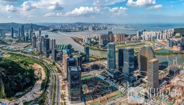 China-Eases-Entry-Measures-to-Boost-Macau-and-Hong-Kong-Tourism-1-1-1.jpeg
