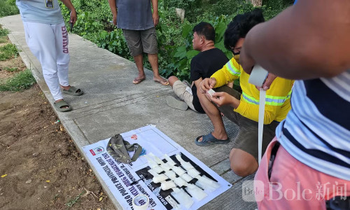 菲律宾省政府员工涉毒落网，车上司机藏780万比索冰毒